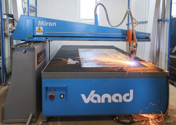 Vanad MIRON lze dodat jako kompletní pálicí pracoviště včetně plazmového, autogenního nebo laserového zdroje a spotřebních dílů, kompresoru pro dodávku vzduchu včetně jeho ošetření, odsávacího a filtračního zařízení pro odsávání zplodin vznikajících při termickém dělení.
