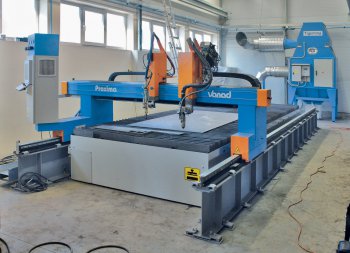 Kompletní pálicí pracoviště Vanad PROXIMA realizované v roce 2014. CNC stroj je vybaven plazmovým zdrojem Kjellberg HiFocus 360i, autogenní technologií, filtrací Tigemma a kompresorem Orlík