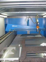 Pracoviště Vanad MIRON Laser