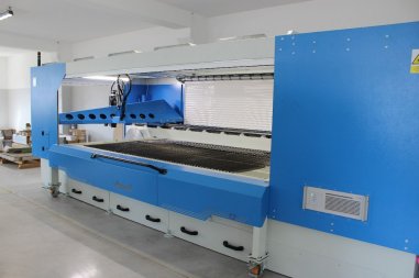 Pracoviště Vanad MIRON Laser