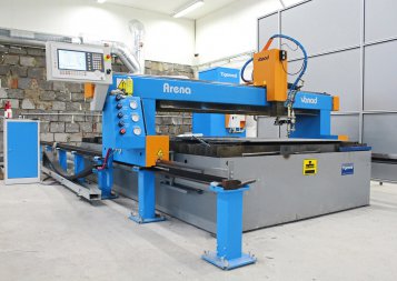 Vanad ARENA 2 x 6metrů s dotykovým panelem PC2100. Realizace 2014