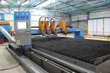 Vanad PROXIMA B&R 35/60, plazma Hypertherm Powermax 125 CE 400V, realizace 2015