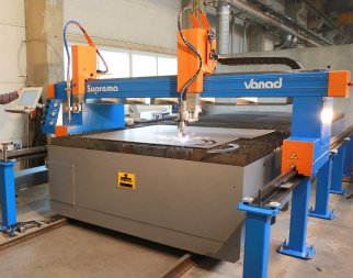 Pálicí pracoviště se strojem Vanad Suprema